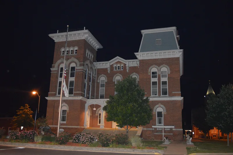 Montgomery County Courthouse, Hillsboro, Illinois