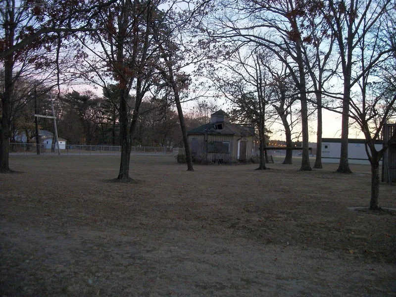 Modern Times School, Brentwood, New York