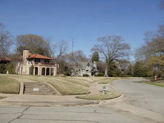 Mills Place Historic District, Corsicana, Texas