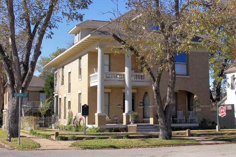 Smithville Residential Historic District, Smithville, Texas