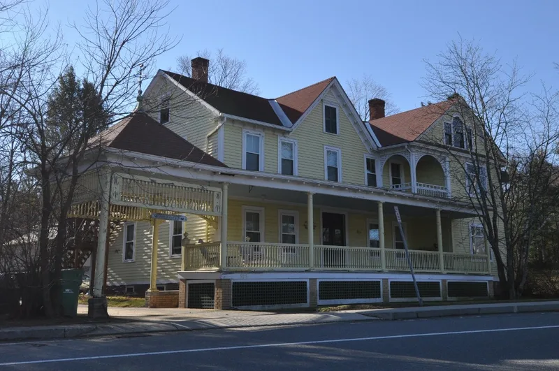 Hubbard-Dawson House, Holden, Massachusetts
