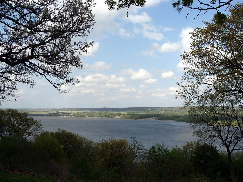 Grand View Drive, Peoria, Illinois