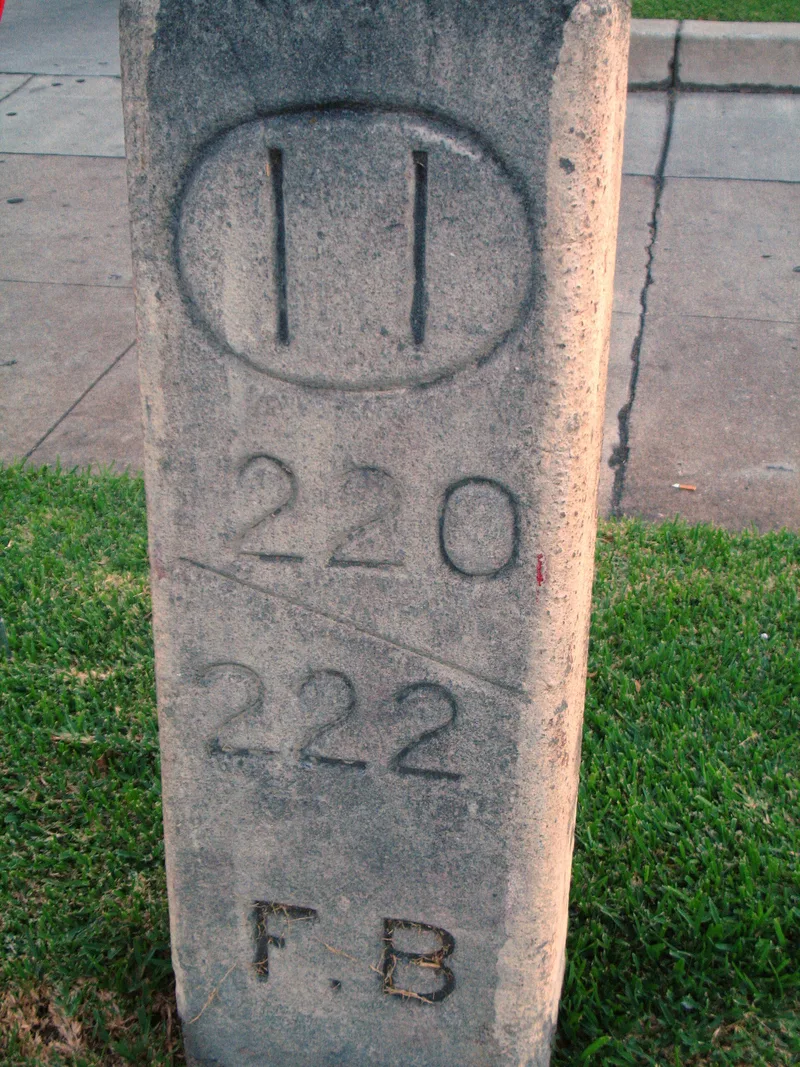 Foothill Boulevard Milestone (Mile 11), Pasadena, California