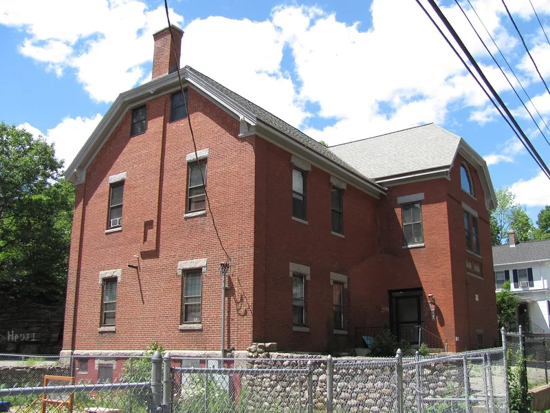 Grove Street School, Spencer, Massachusetts