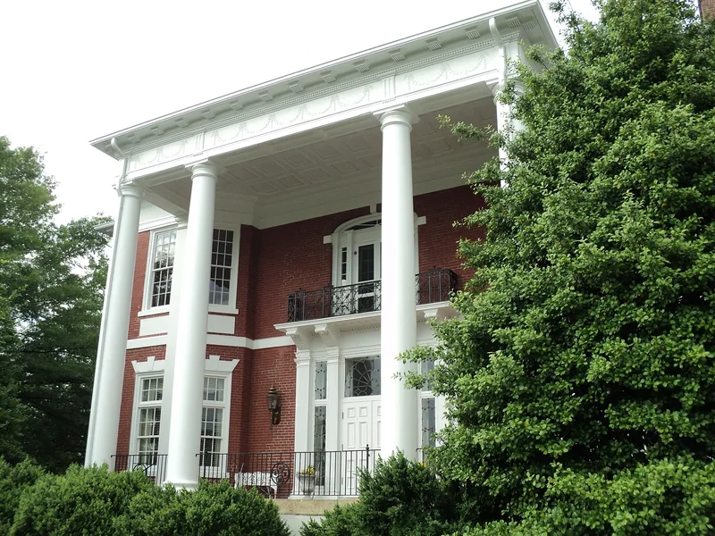 Scuffle Hill, Martinsville (Independent City), Virginia