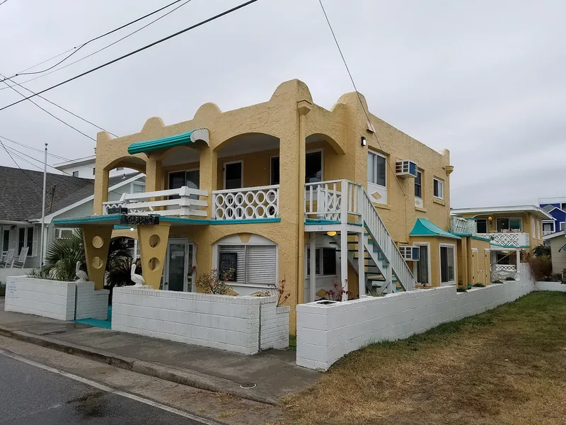 Joy Lee Apartment Building and Annex, Carolina Beach, North Carolina