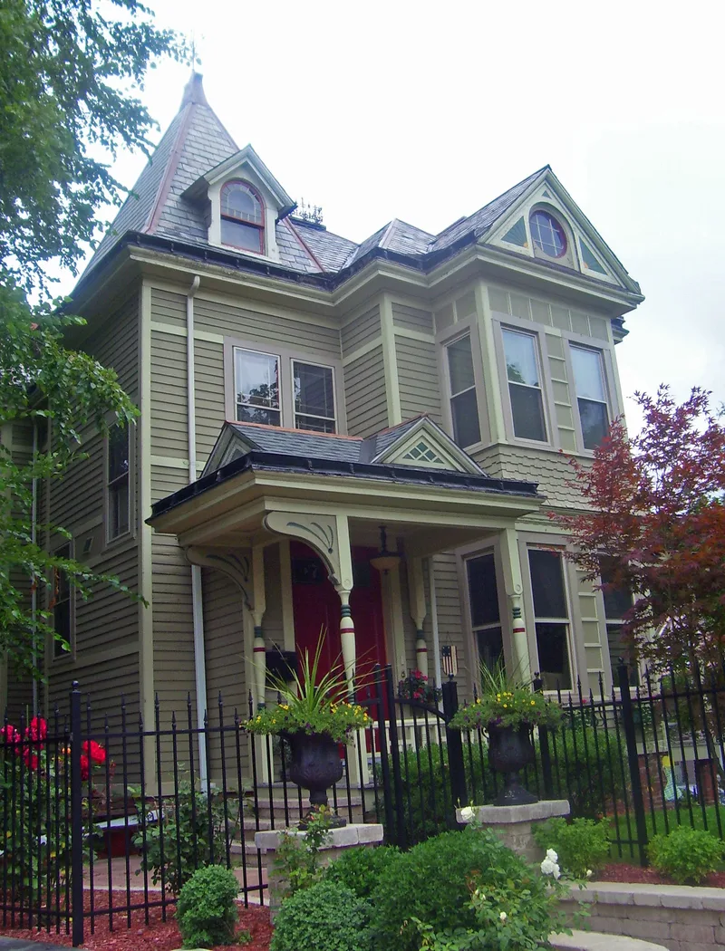 Building at 73 Mansion St., Poughkeepsie, New York