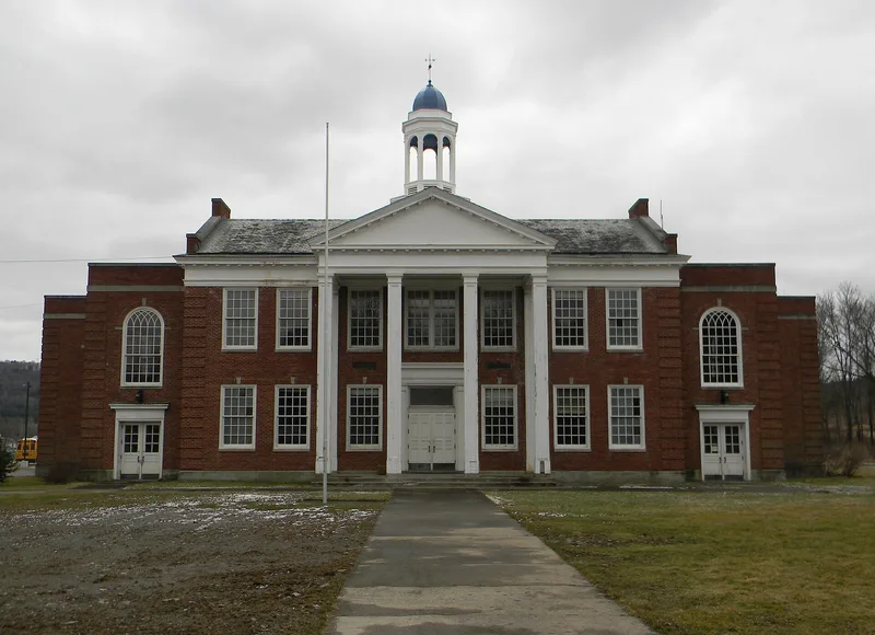 Maine Central School, Maine, New York