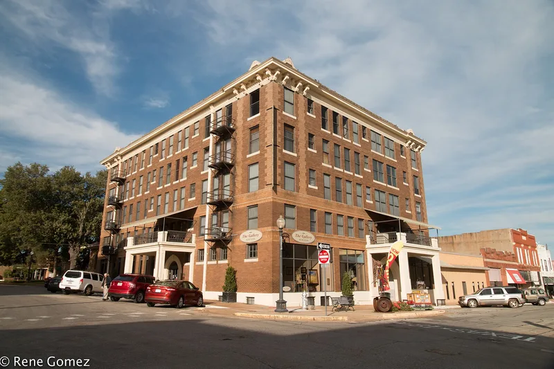Redlands Hotel, Palestine, Texas