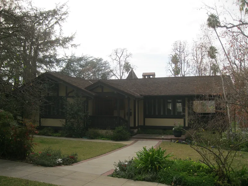 House at 574 Bellefontaine St., Pasadena, California
