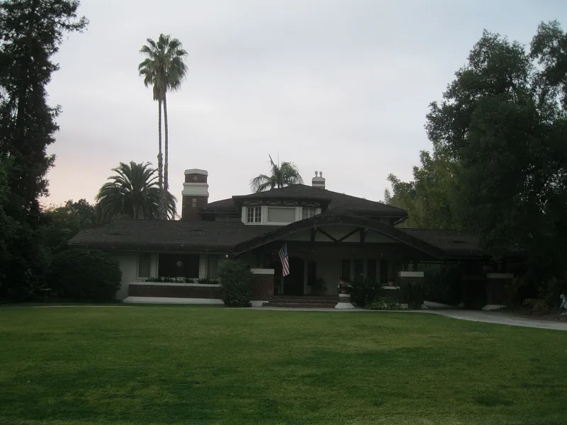 House at 1233 Wentworth Ave., Pasadena, California