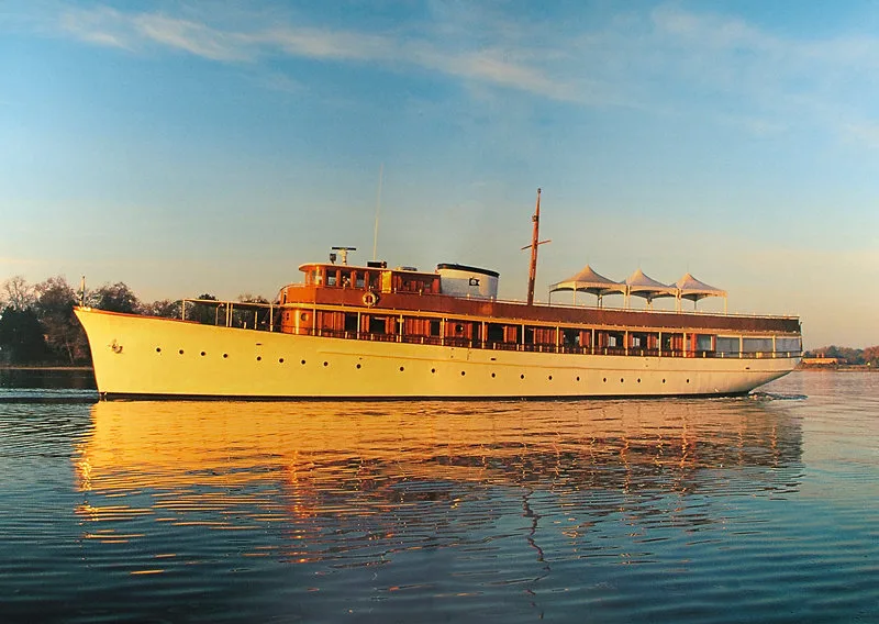 SIELE (motor yacht), Irvington, Virginia