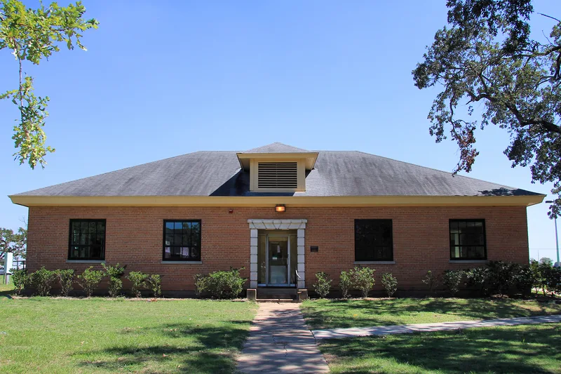 Veterninary Hospital, Prairie View, Texas
