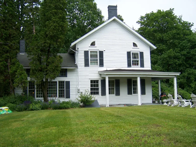 Mull House and Cemetery, Coeymans, New York