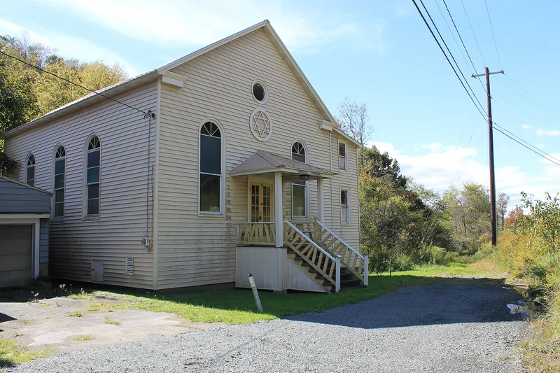 Tefereth Israel Anshei Parksville Synagogue, Parksville, New York