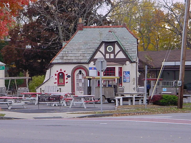 Liebler-Rohl Gasoline Station, Lancaster, New York